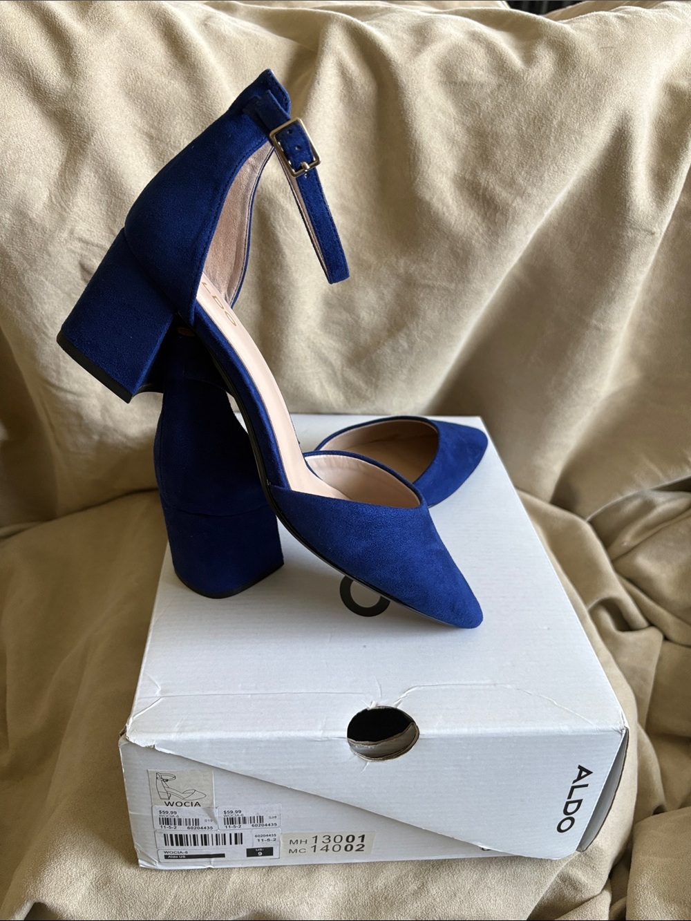 ALDO Wocia Blue Suede Block Heel Pumps Size 9